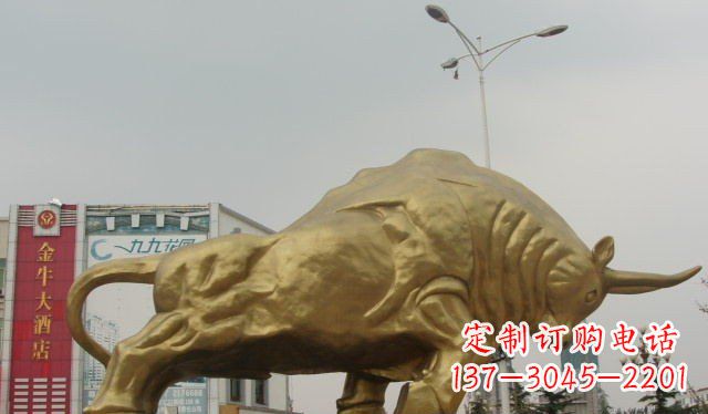 南阳拓荒牛铜雕塑-充满历史气息的精美雕塑