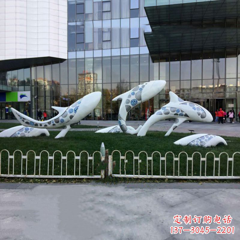 南阳城市绿地观赏海豚雕塑