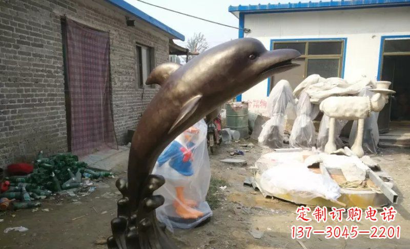 南阳海豚动物铜雕