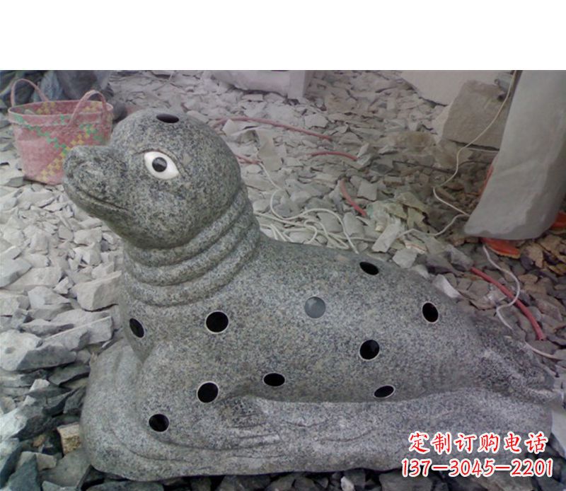 南阳海洋动物小海豹石雕