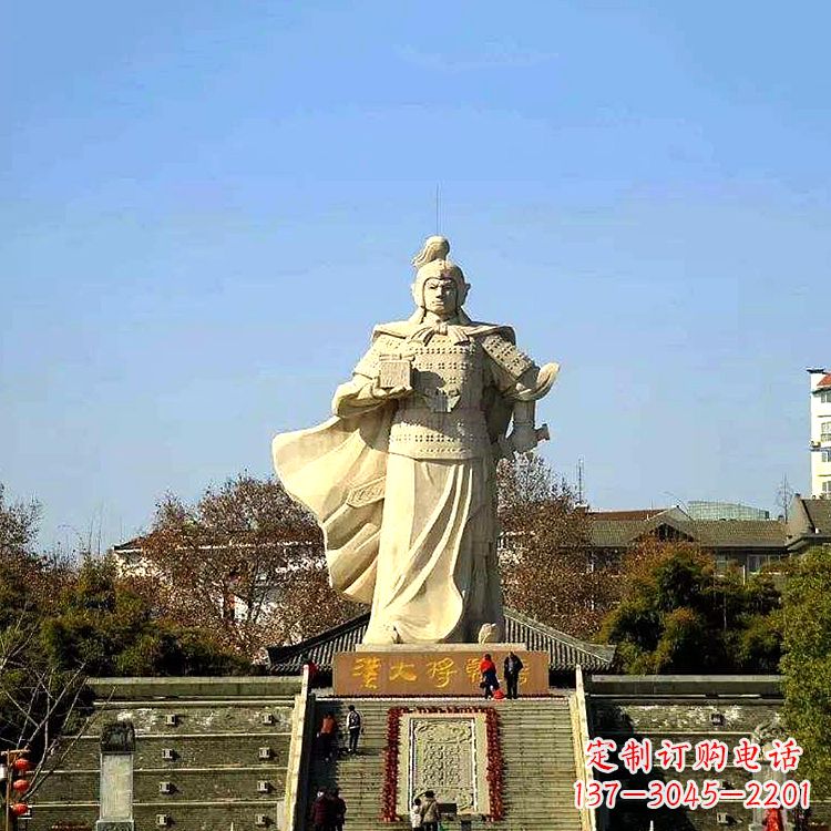 南阳韩信西汉军事家雕像,引领西汉文化风采
