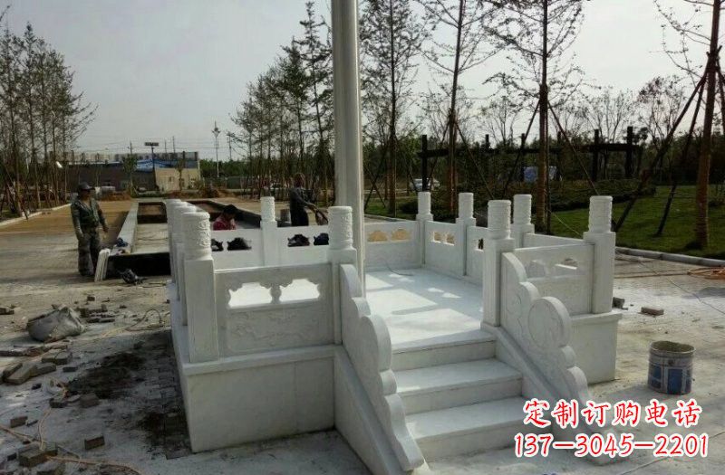 南阳高端汉白玉国旗台石雕,让您的祖国熠熠生辉