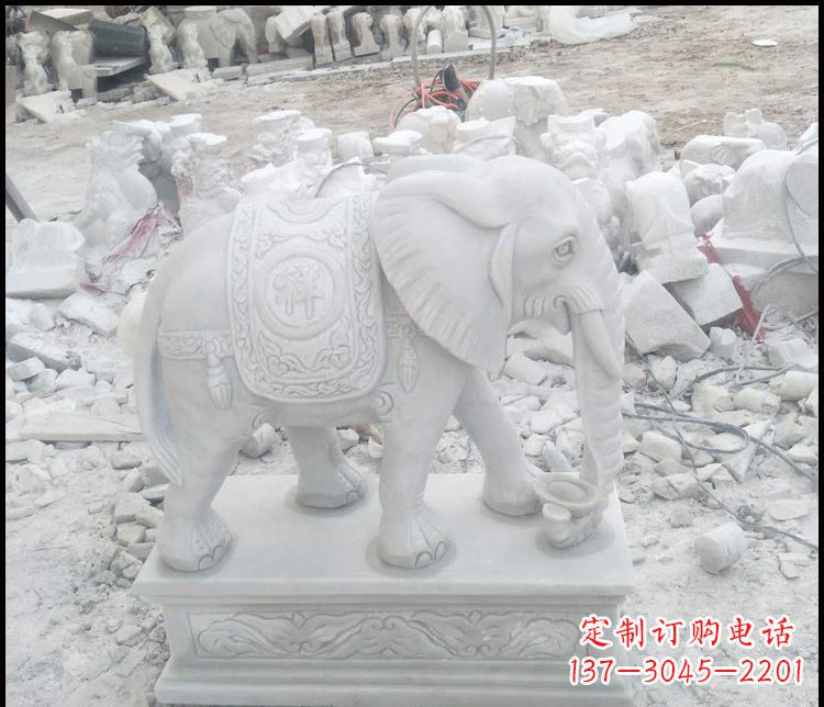 南阳汉白玉吉祥如意鼻卷元宝的大象石雕 (2)