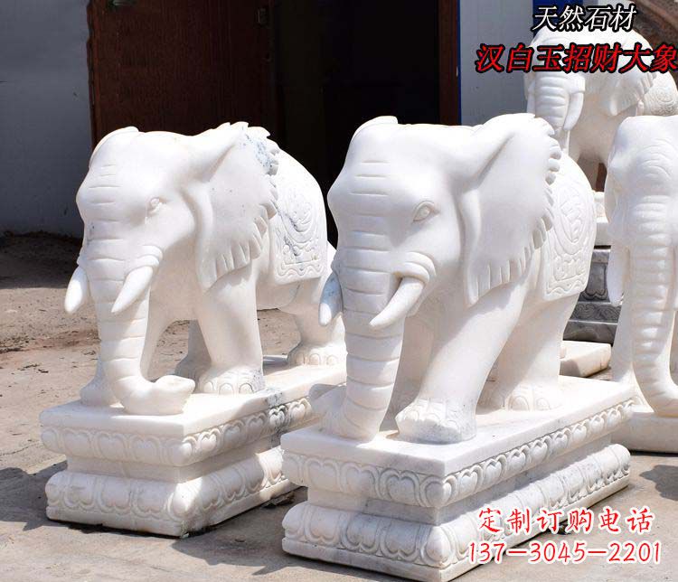 南阳给空间注入活力的大象雕塑