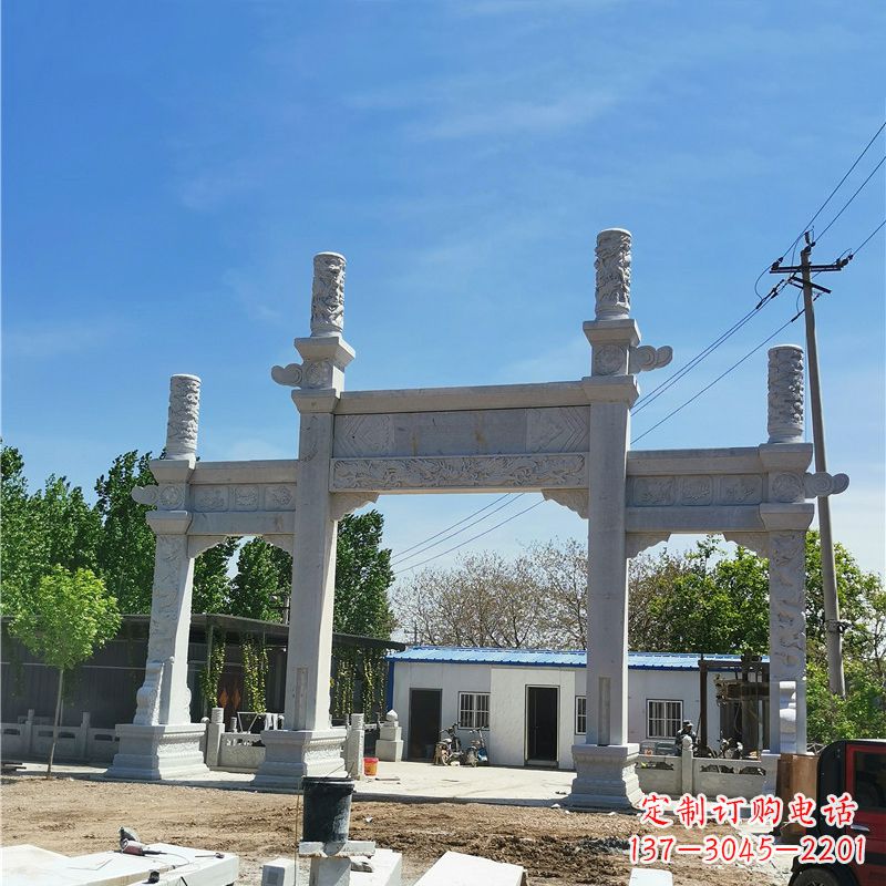 南阳汉白玉景区石牌坊