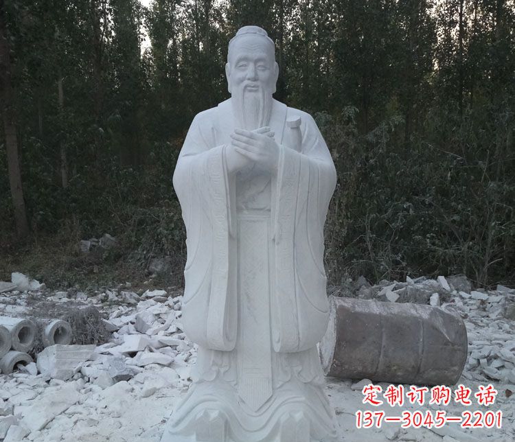 南阳传承中国文化的孔子雕塑