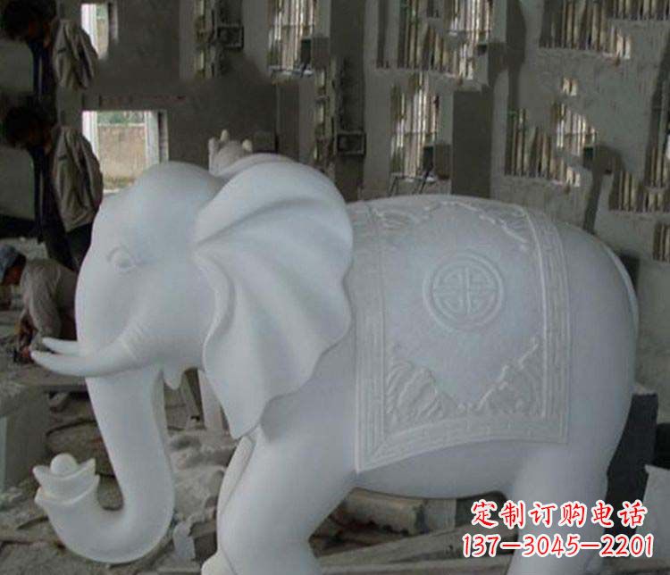 南阳汉白玉招财大象石雕