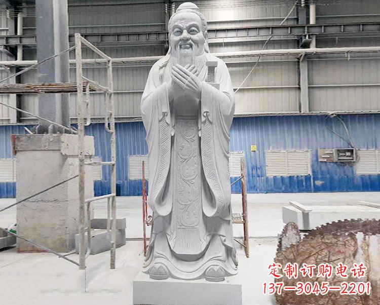 南阳合浦一中孔子雕像,传承文明智慧