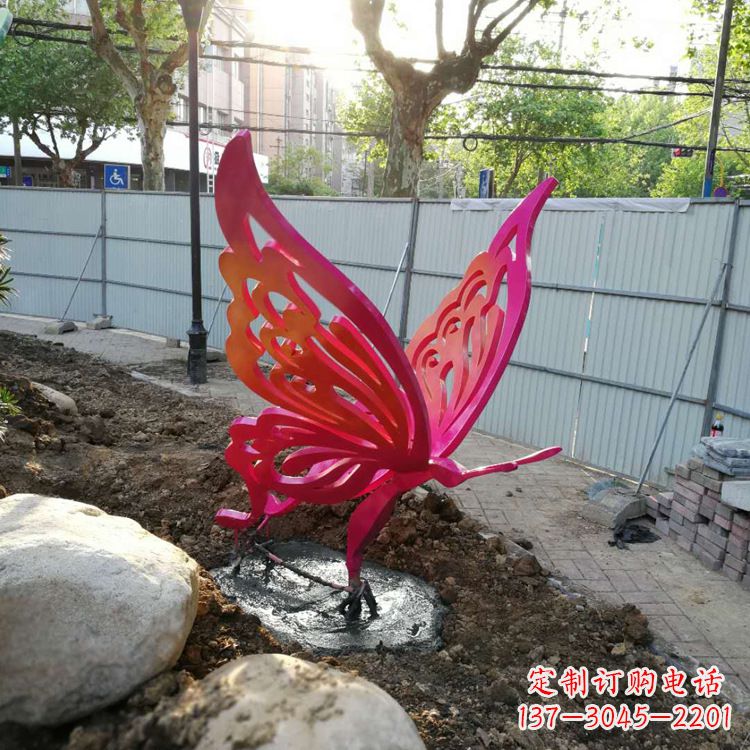 南阳红色不锈钢蝴蝶园林动物摆件