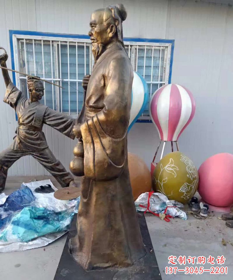 南阳传承中医华佗的传奇—华佗名医铜雕