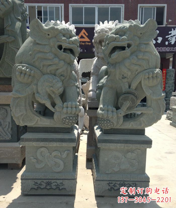 南阳街边景观南方狮子石雕 (2)