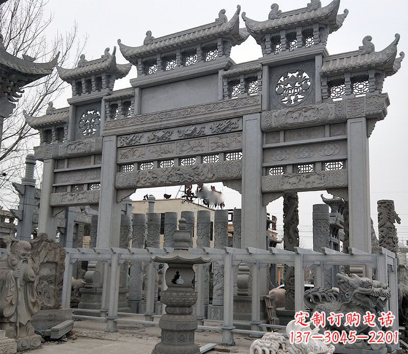 南阳京中领雕塑：牌坊石雕定制