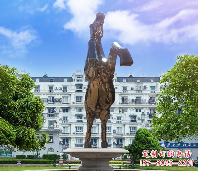 南阳镜面城市经典不锈钢奔马塑像