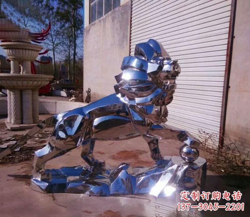 南阳中领雕塑推出的不锈钢狮子雕塑,极具艺术价…