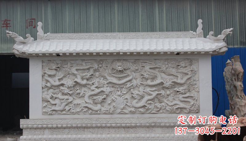 南阳九龙壁石雕塑——让礼堂充满豪华气息