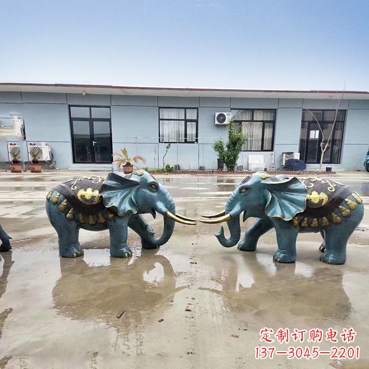 南阳优雅可爱的烤漆铜雕小象