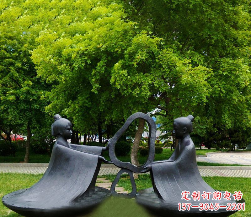 南阳象征着智慧与信仰的孔融铜雕