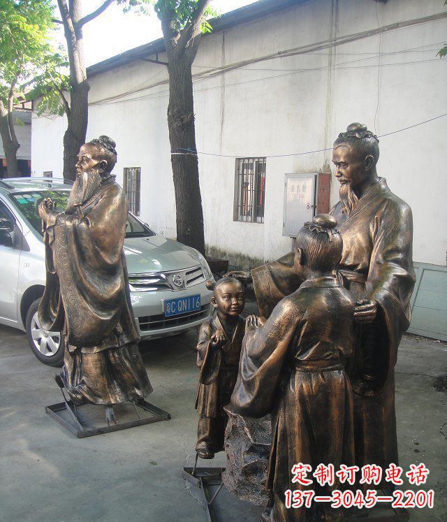 南阳孔融让梨雕塑,创造出完美的校园景观