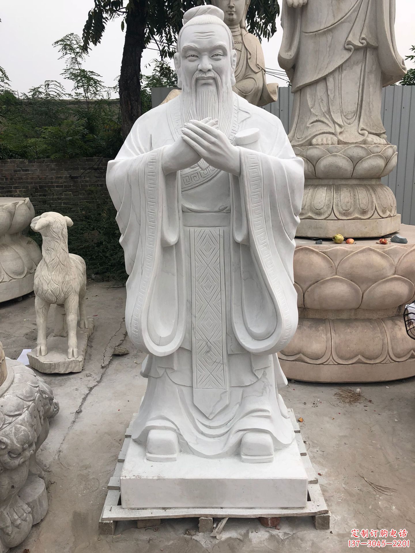 南阳孔子铜雕塑,重现传统文化的荣耀
