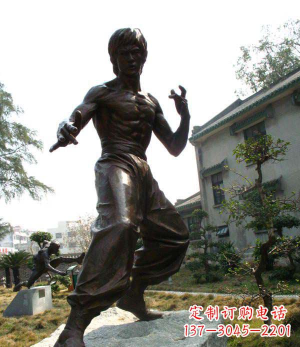 南阳李小龙公园名人铜雕