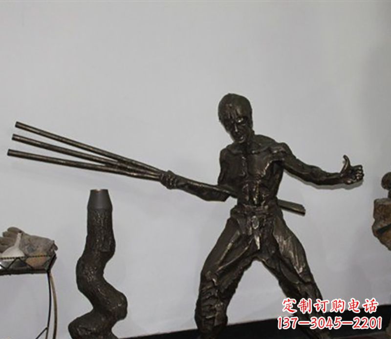 南阳海量李小龙铜雕尽显功夫之美