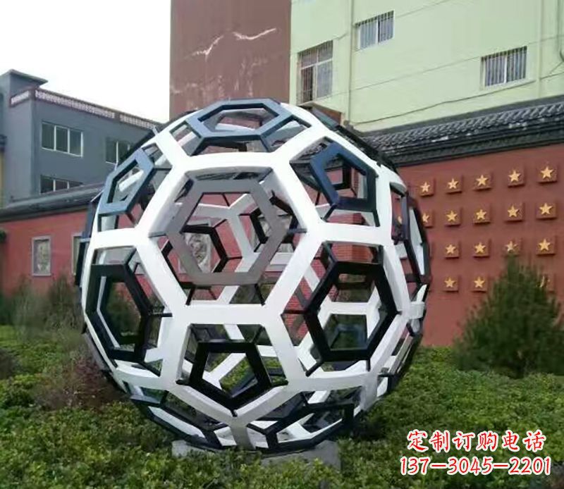 南阳中领雕塑定制足球公园不锈钢雕塑