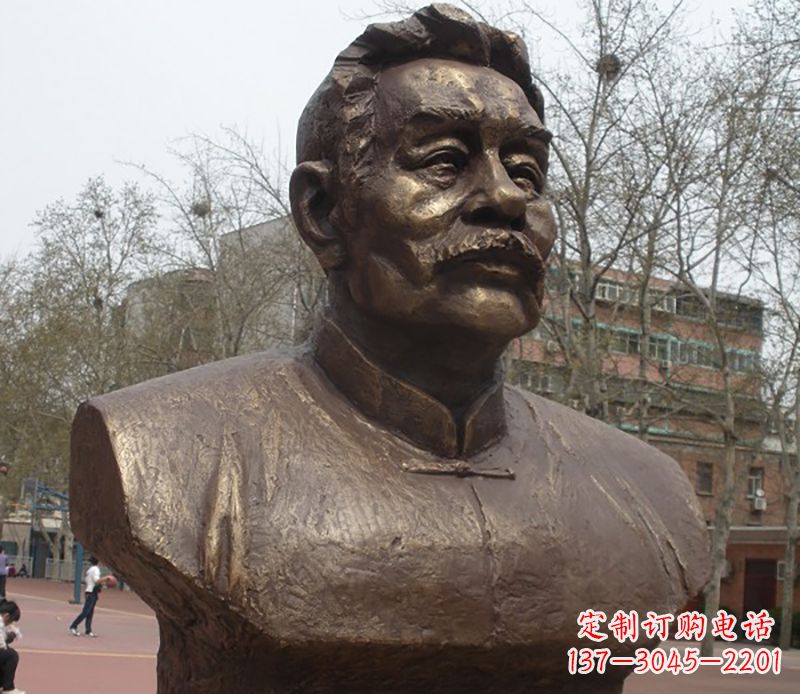 南阳鲁迅胸像名人铜雕是中领雕塑公司定制的一款…