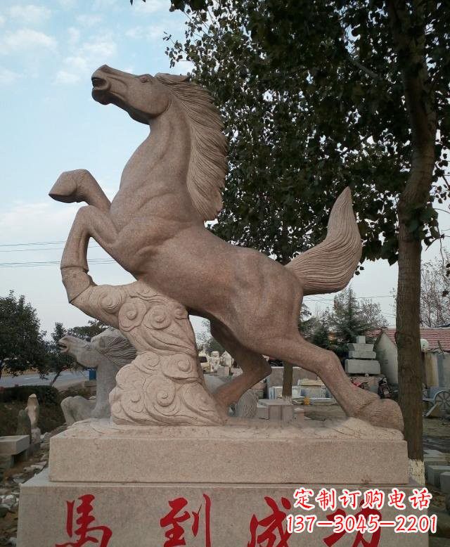 南阳精美细腻的马到成功石雕塑