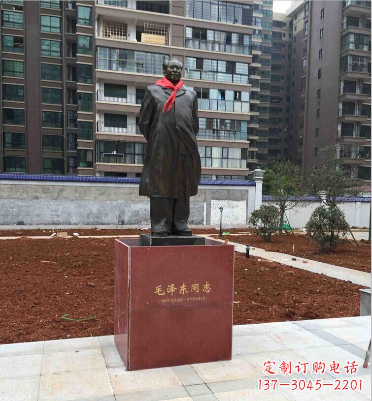 南阳中领雕塑拥有上千名专业雕塑师,精心制作出…