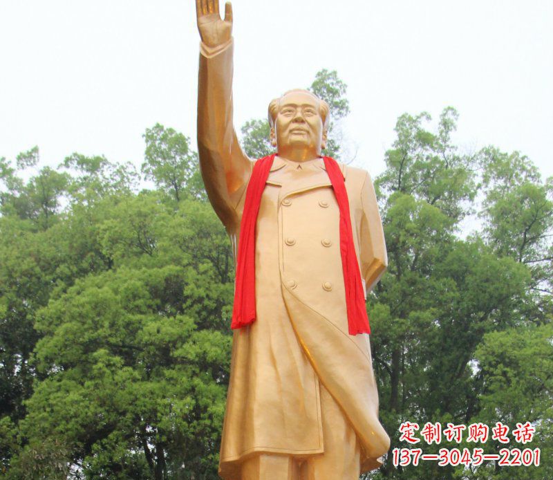 南阳毛主席挥手伟人铜雕