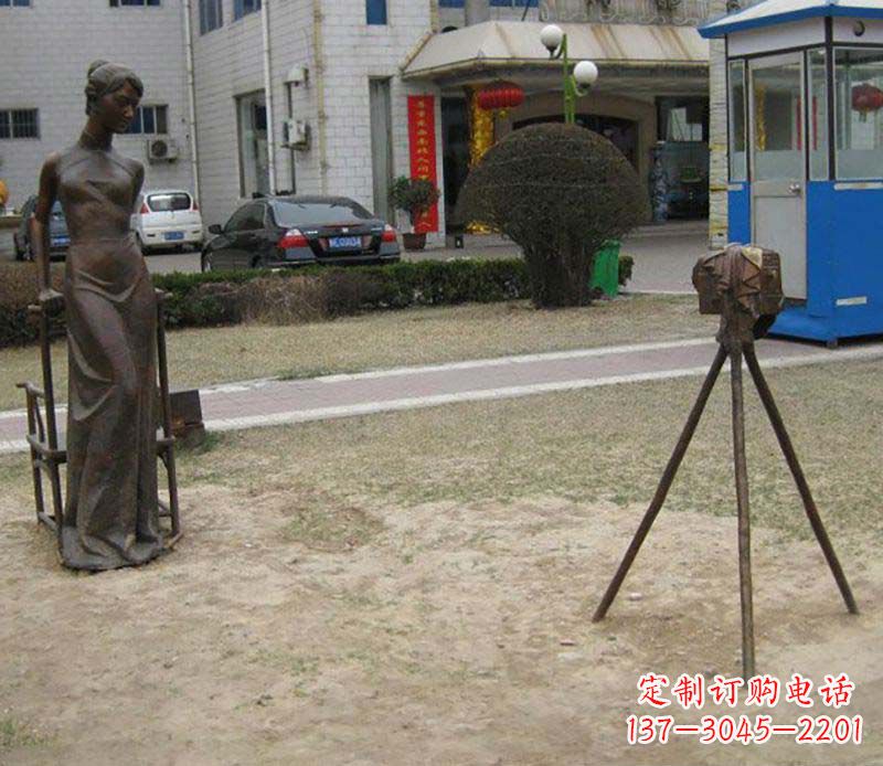 南阳中领雕塑是一家专业从事美女铜雕定制的厂家…