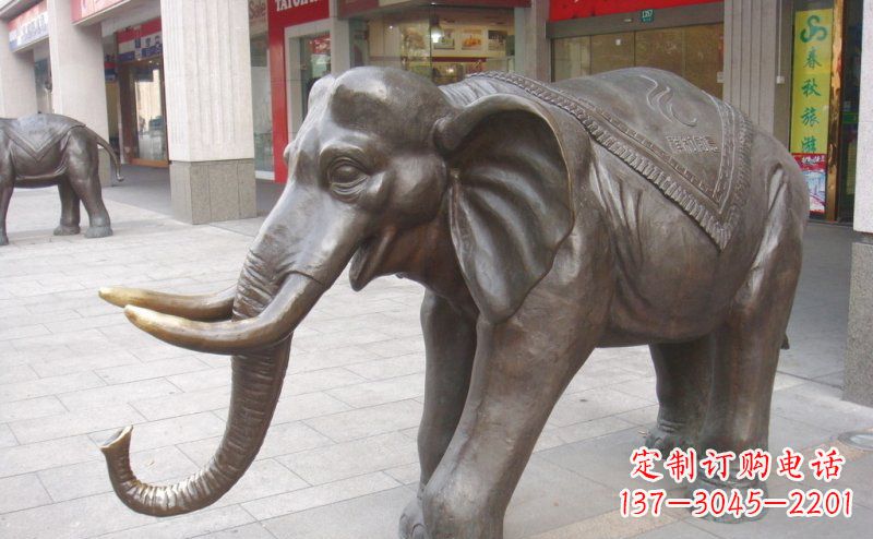 南阳祥和如意的铜制大象雕塑