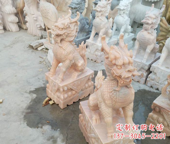 南阳华丽夺目,雕琢精美的麒麟石雕