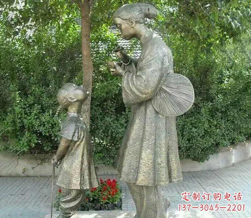 南阳用浓浓母爱温暖心中的母亲雕塑