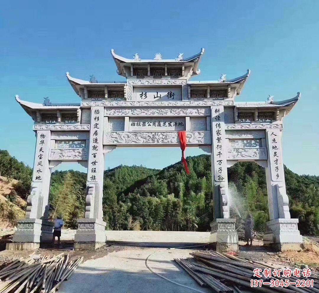 南阳中领雕塑:精美牌坊雕塑