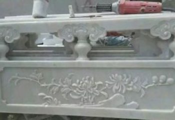 南阳汉白玉花朵浮雕栏板，精致深具视觉立体感
