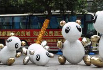 南阳中领雕塑：优雅的不锈钢抽象熊猫雕塑