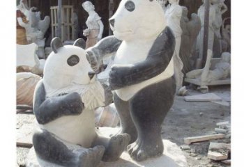 南阳母子熊猫石雕，传达真挚的亲情