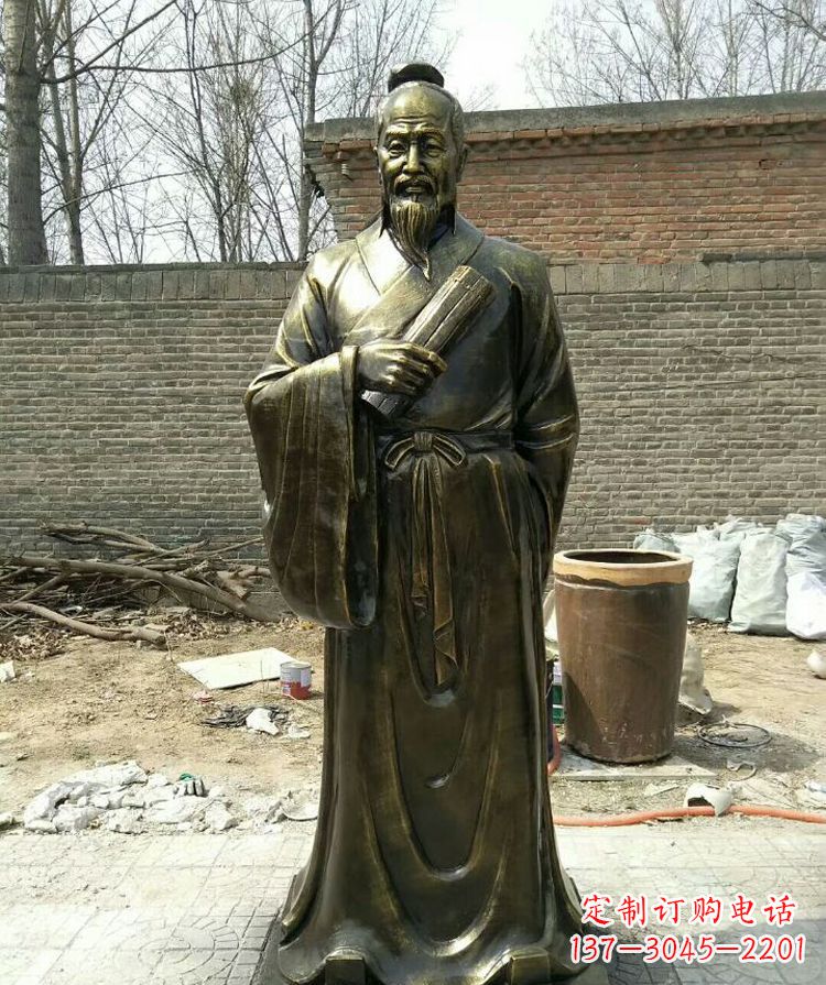 南阳领雕塑：以张仲景铜雕为典范的传统工艺