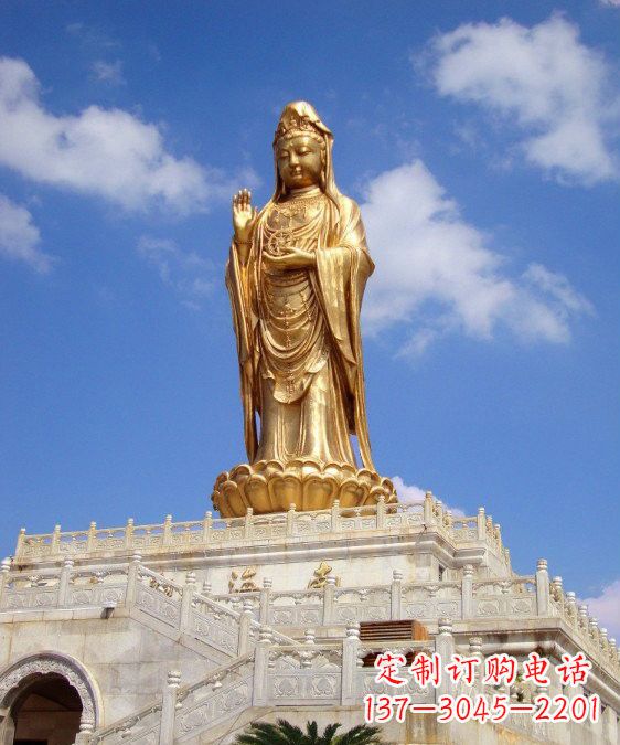 南阳精致观音塑天然南海玉雕