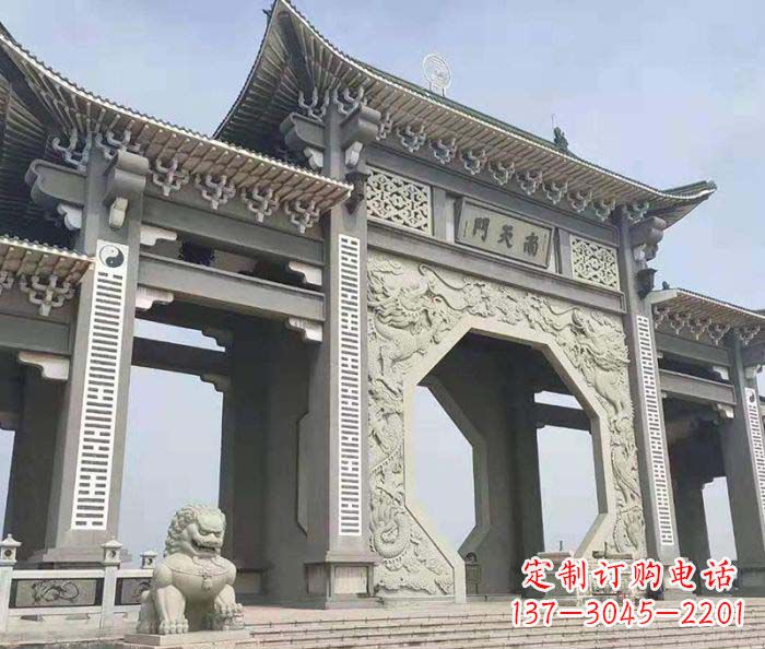 南阳南天门牌坊石雕,工艺精美,精雕细琢