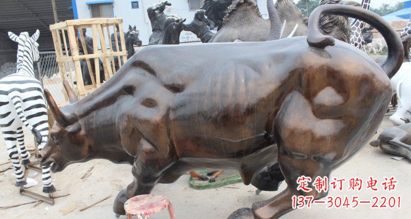 南阳牛玻璃钢仿铜动物雕塑