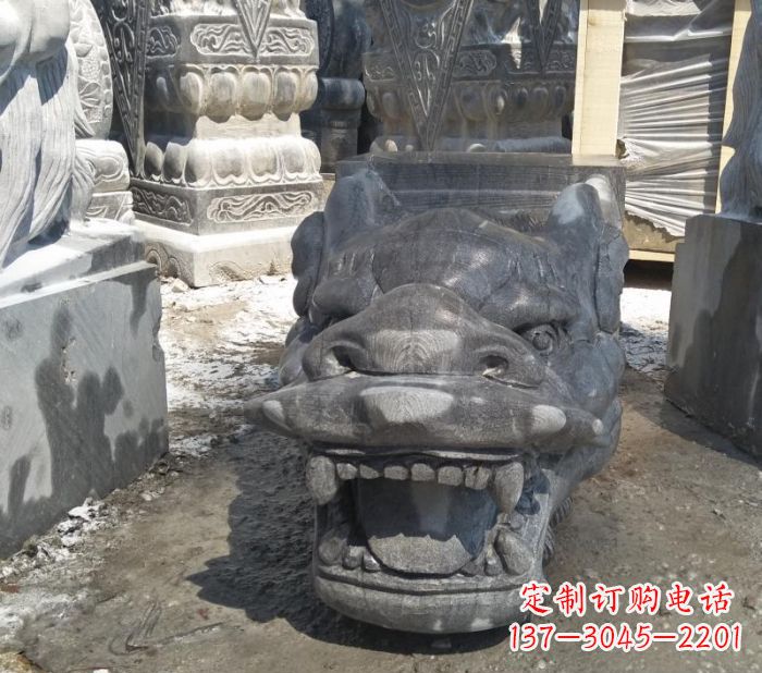 南阳传承巨龙传说的高品质龙头雕塑