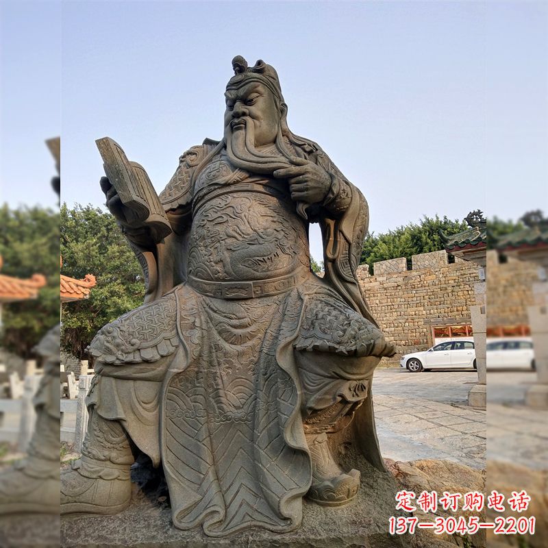 南阳青石关公雕塑,让您的家居更加古典优雅