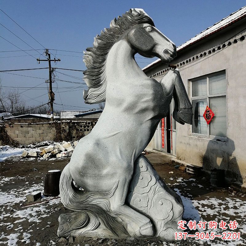 南阳艺术品呈献——人立而起的马儿石雕