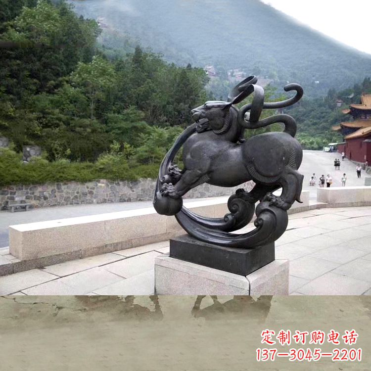 南阳神兽白虎铜雕塑,雕刻出传统中国文化之精髓
