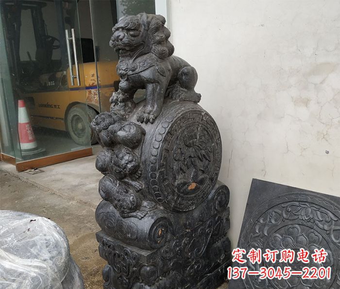南阳狮子抱鼓石雕刻门墩