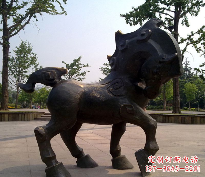 南阳中领雕塑的十二生肖铜雕塑是一款独具特色的…