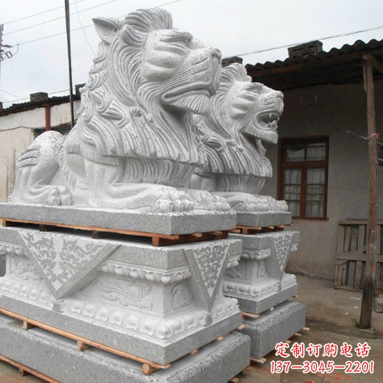 南阳港币狮子雕塑,华丽展现华夏气势
