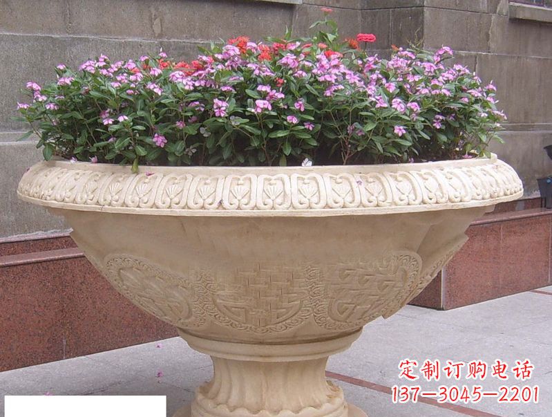 南阳中领雕塑拥有多年的雕塑制作经验,特别是景…